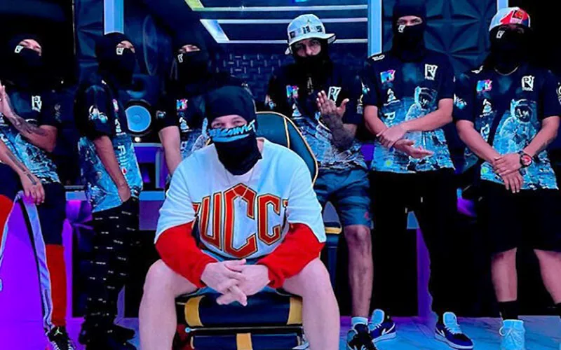 El Richardi var en av de intagna som laddade upp musikvideor på YouTube.