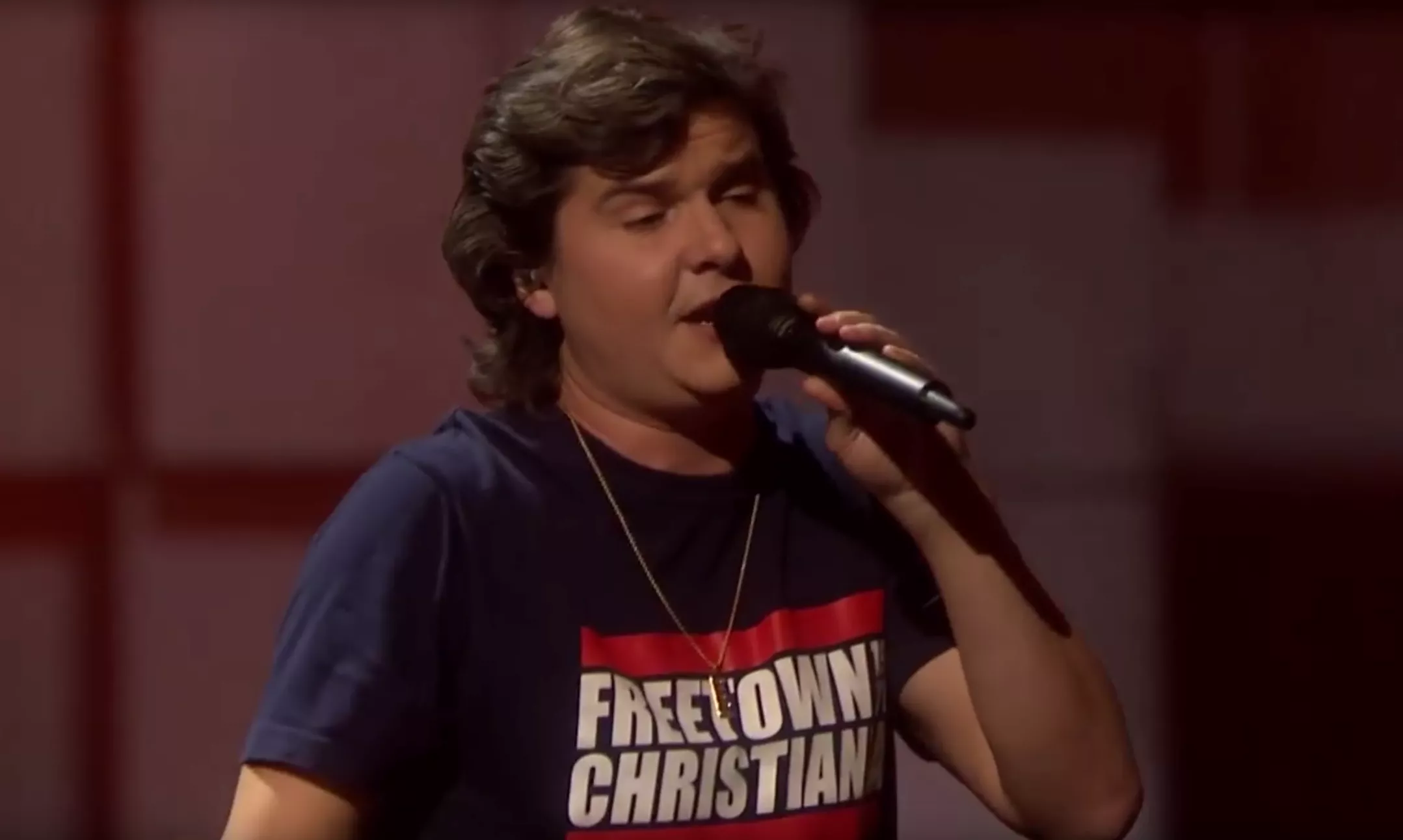 Se Lukas Graham med symfoniorkester og gospelkor til Nobel-koncert