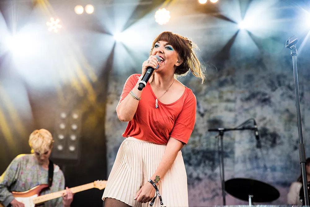 GUIDE: Veckans konsertmåsten – från prisad islänning till spektakulär show