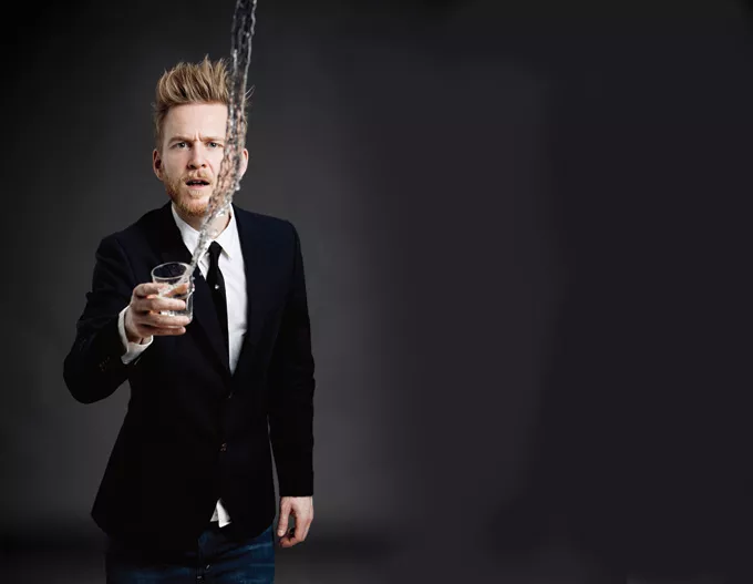 Huxi Bach: Indie-rock lyder, som om de ikke gør sig umage