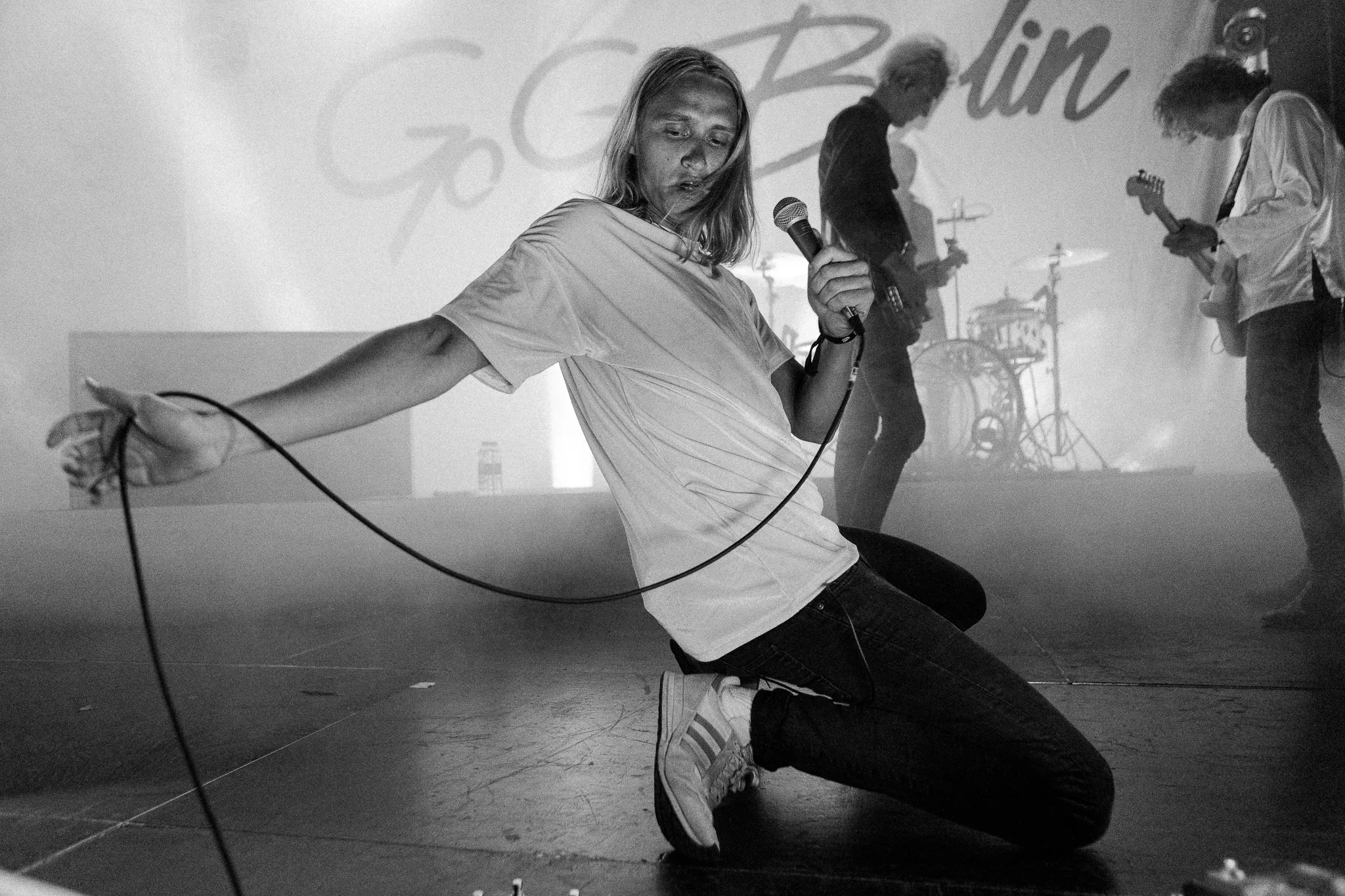 ANMELDELSE: Syret listening party ender i sød forløsning