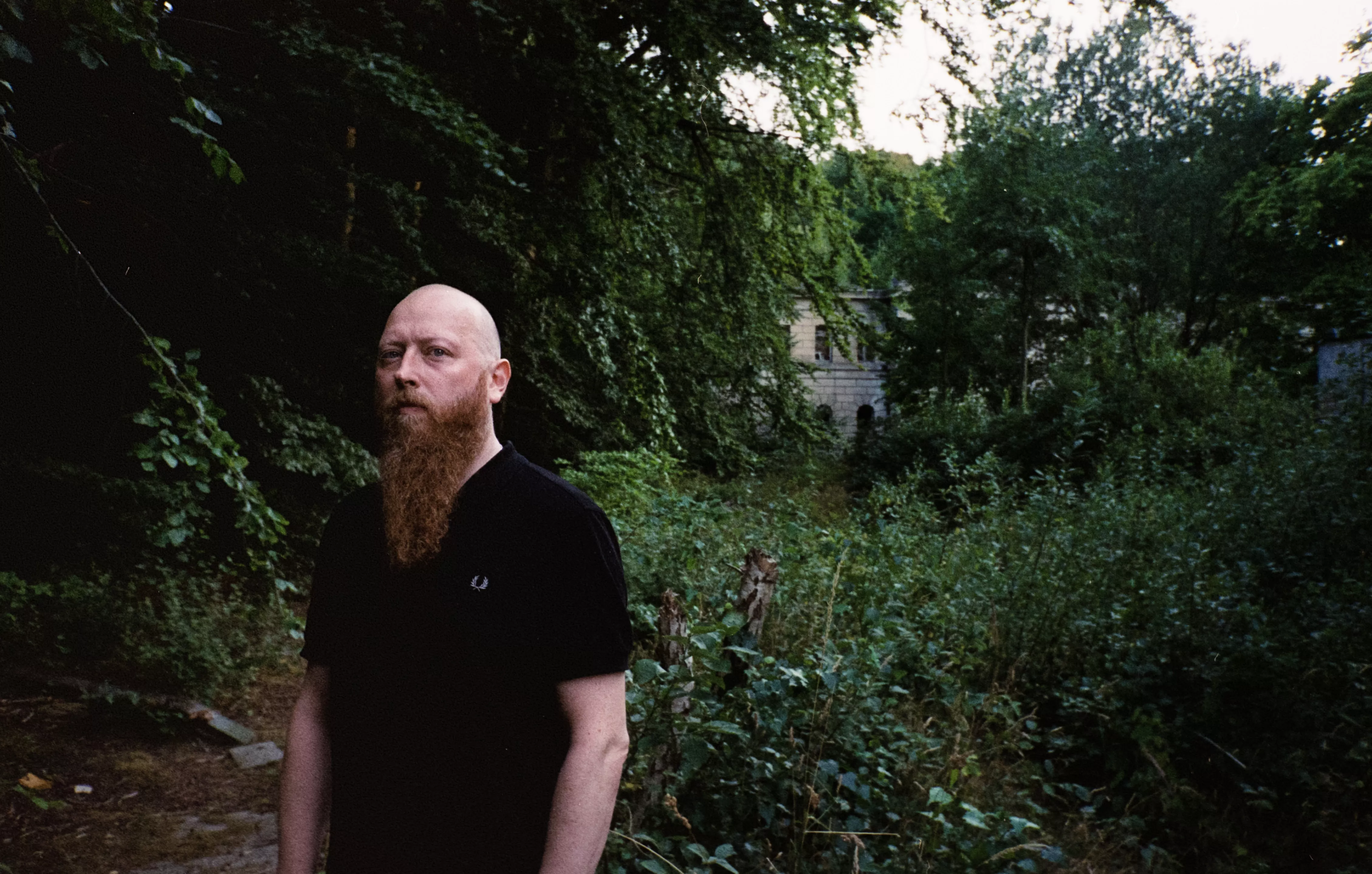 ANMELDELSE: Stemmen fra dybet indfrier alle forventninger efter 10 års albumpause