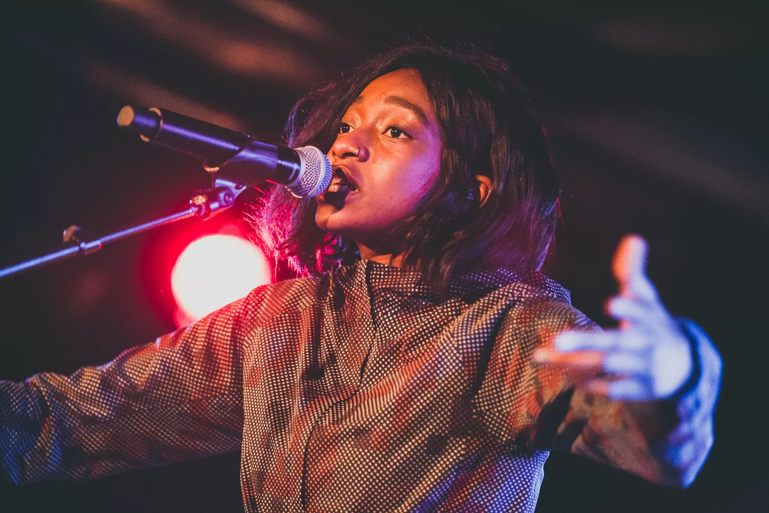 Den femstjernede rapper Little Simz giver dansk koncert