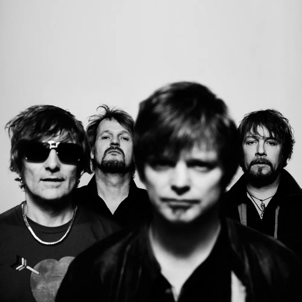 Fremfører 'Pstereo' på Pstereo