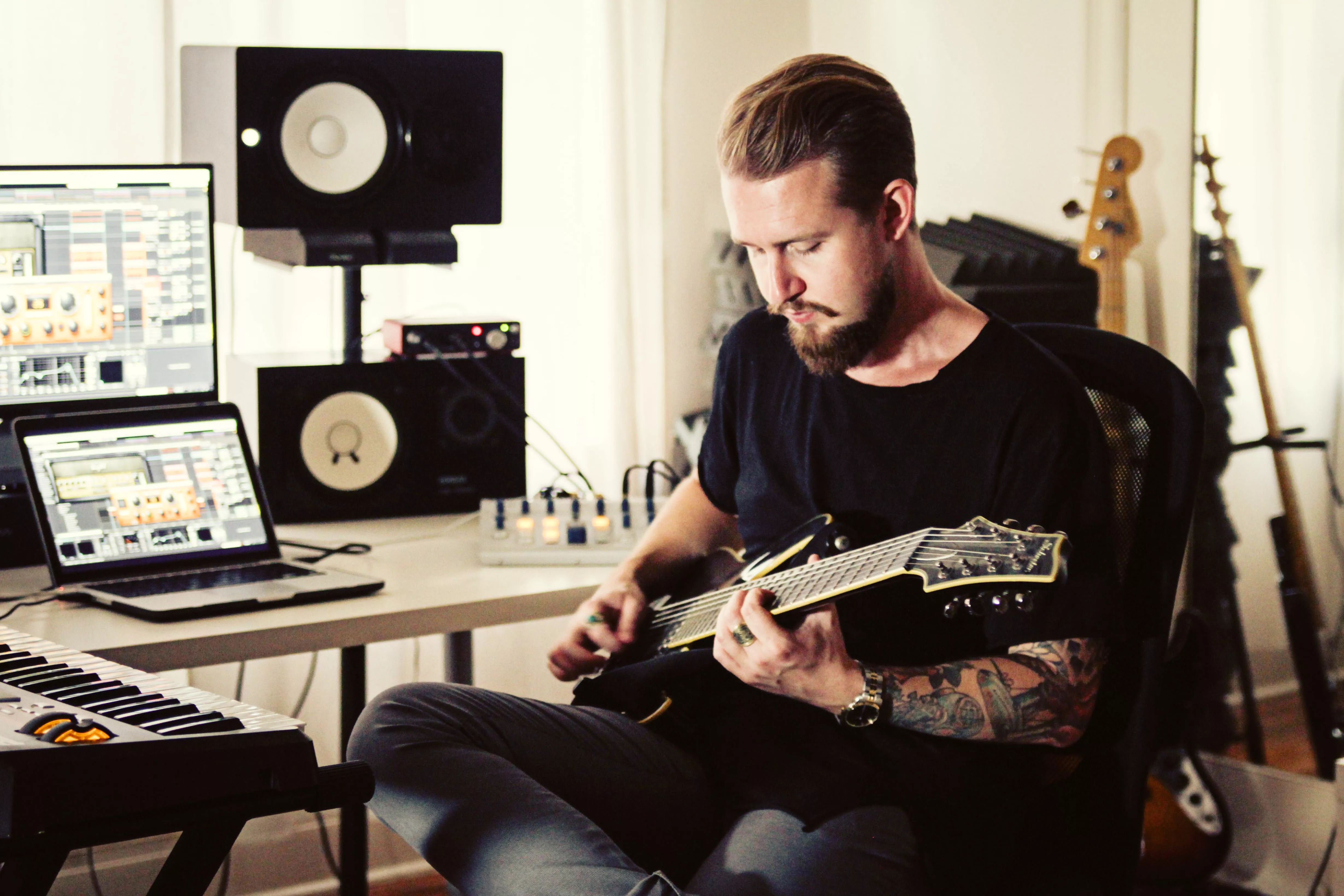 INTERVJU: Vud – danspop lika mångskiftande som Los Angeles