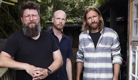 Hvad sker der, når den ellers stillestående horisont eksploderer?