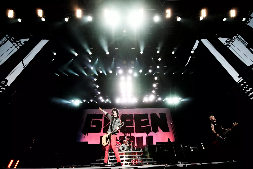 Green Day ger ut livealbum i mars