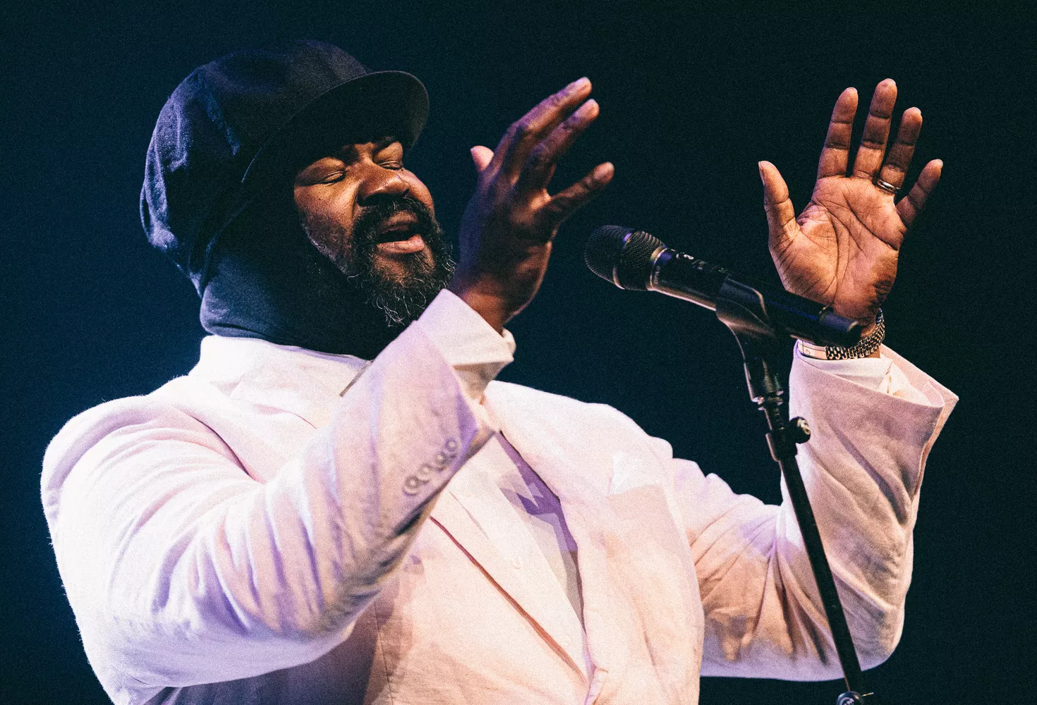 Intens, indlevende og varm