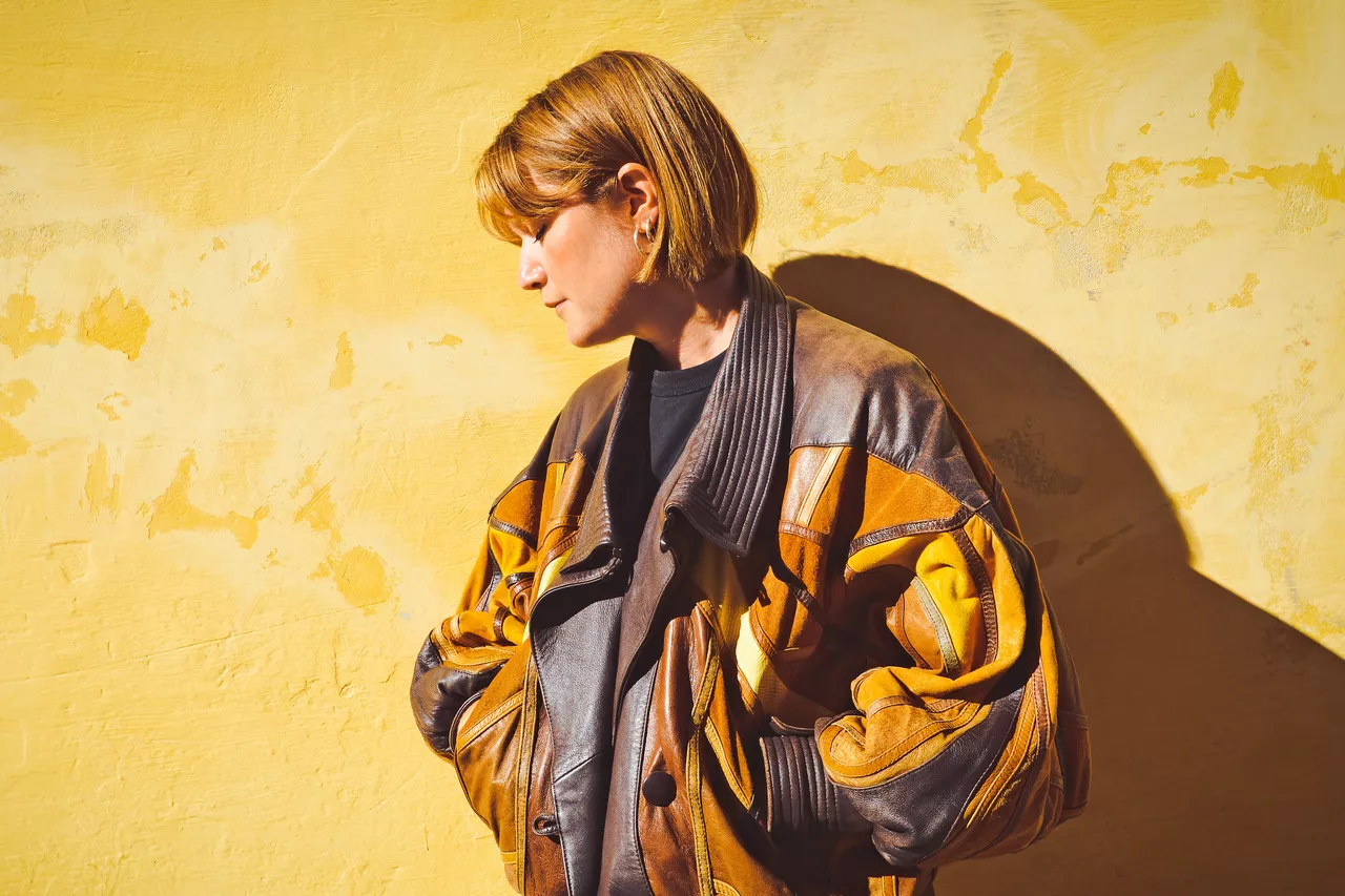 Bitterljuvt, solblekt och splittrat