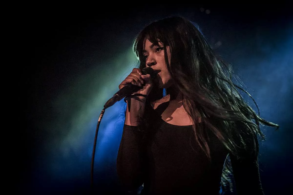 Lyt: Kwamie Liv samarbejder med Twin Peaks-komponist på soundtrack