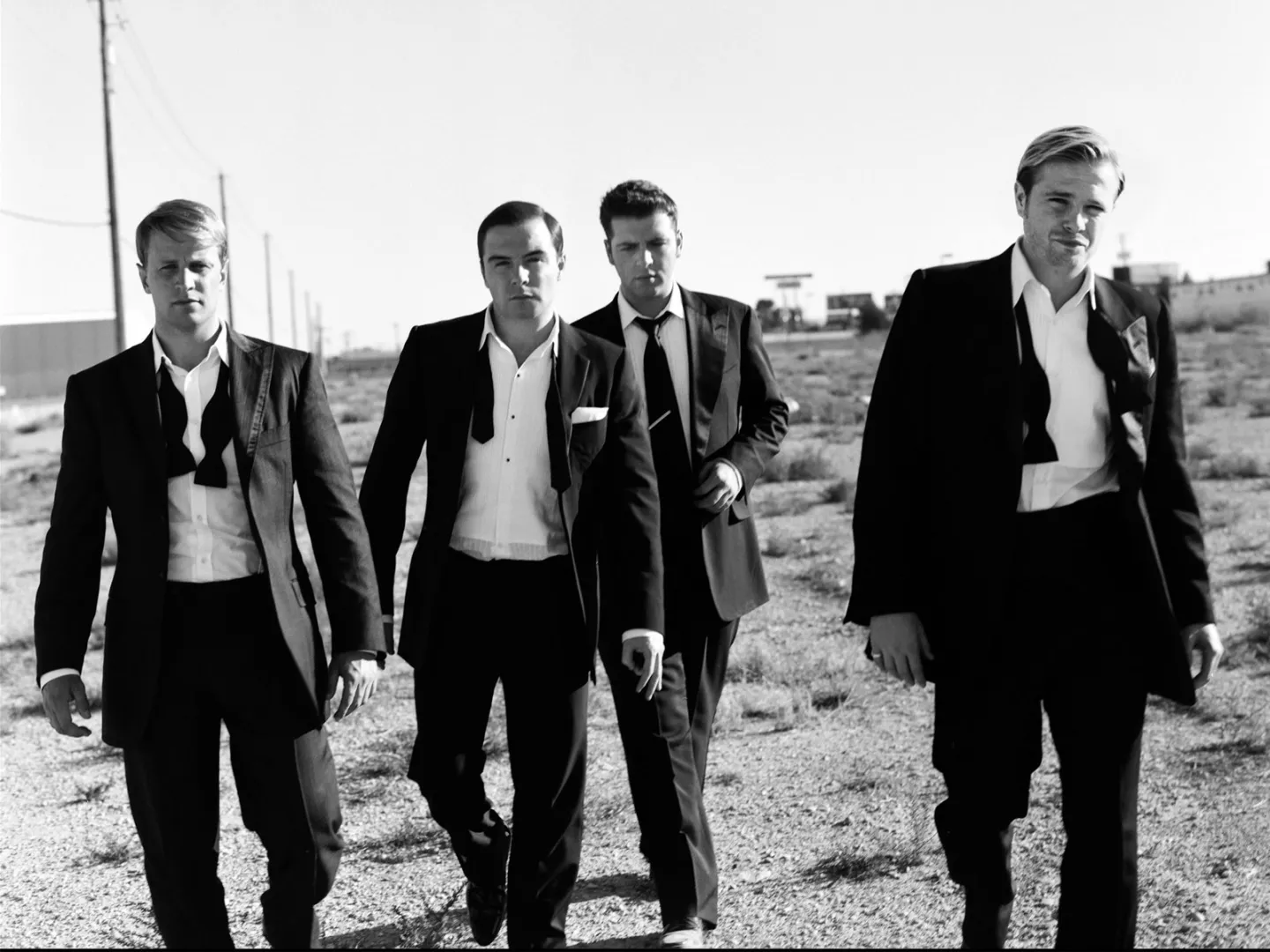 Westlife genforenes og udgiver nyt