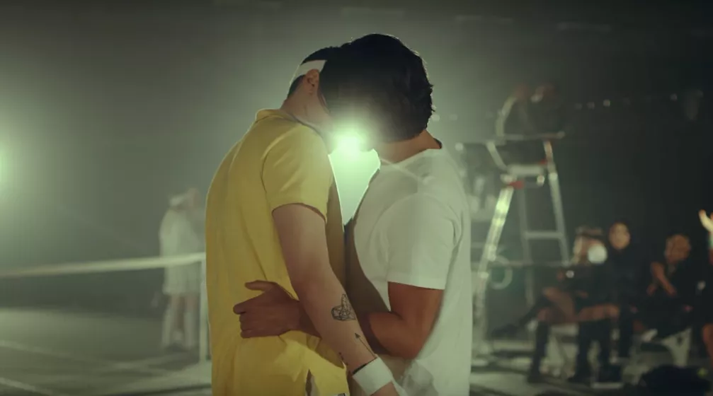 PREMIÄR: Oscar Zias speciella vision av en tennisturnering