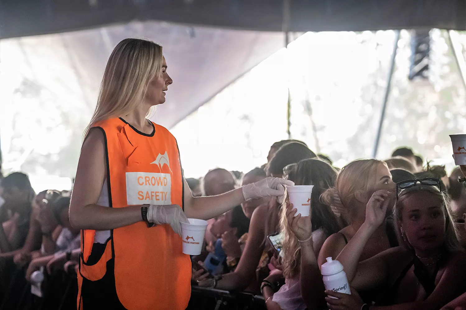 TEMA: Hvorfor har festivalerne pludselig svært ved at rekruttere frivillige?