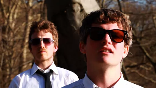 Velour-sanger debuterer med nyt band