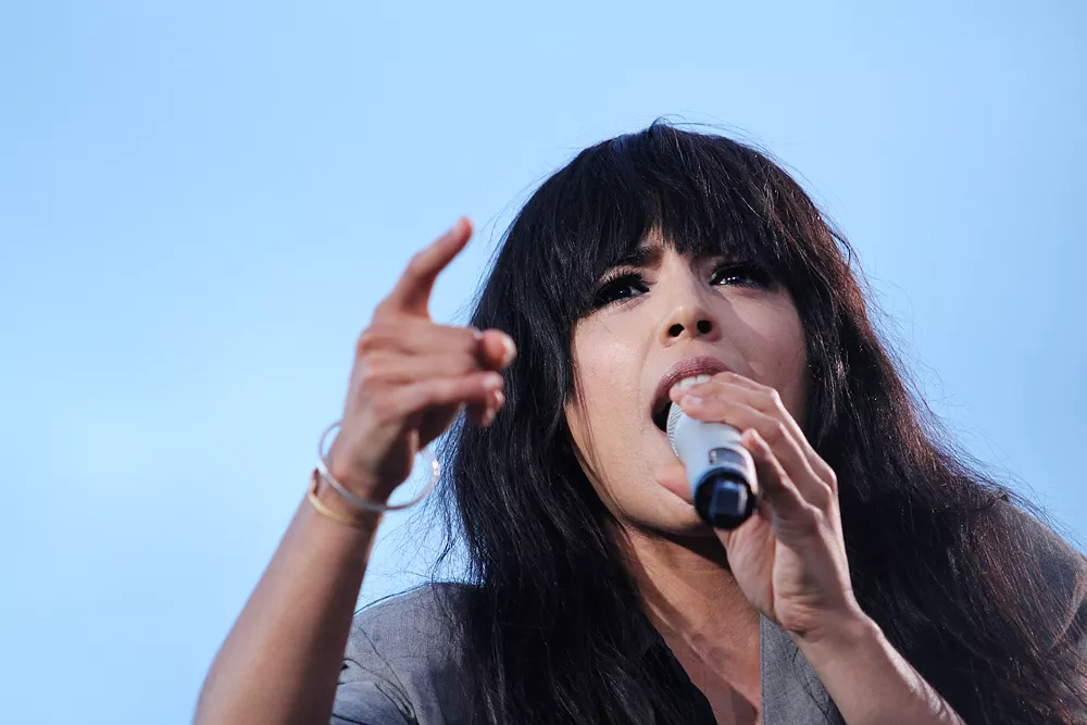 Loreen på hal is tillsammans med Hurts