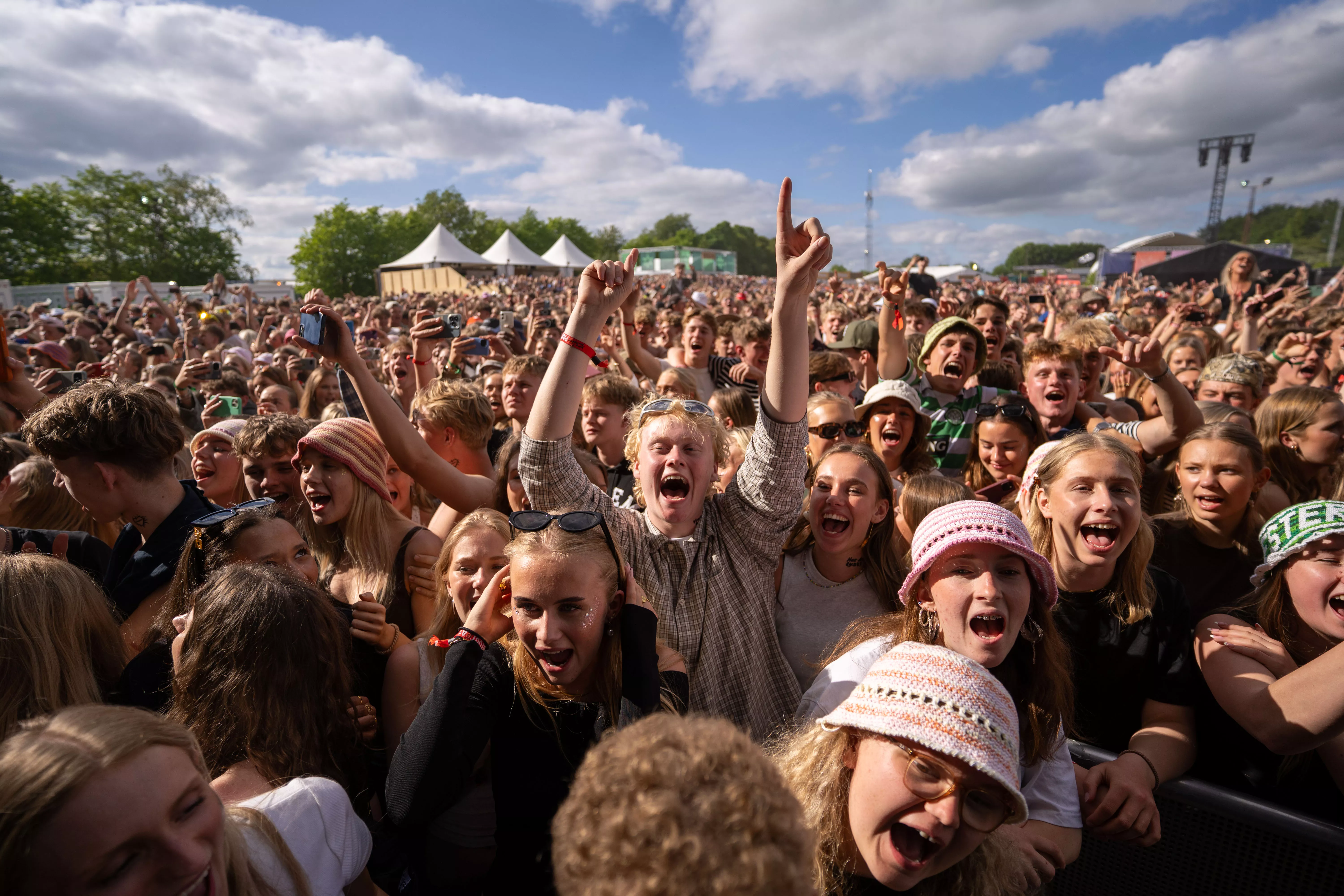 Billede af publikum fra Annikas koncert på Jelling Musikfestival 2026 / Foto: Mathias Engmark