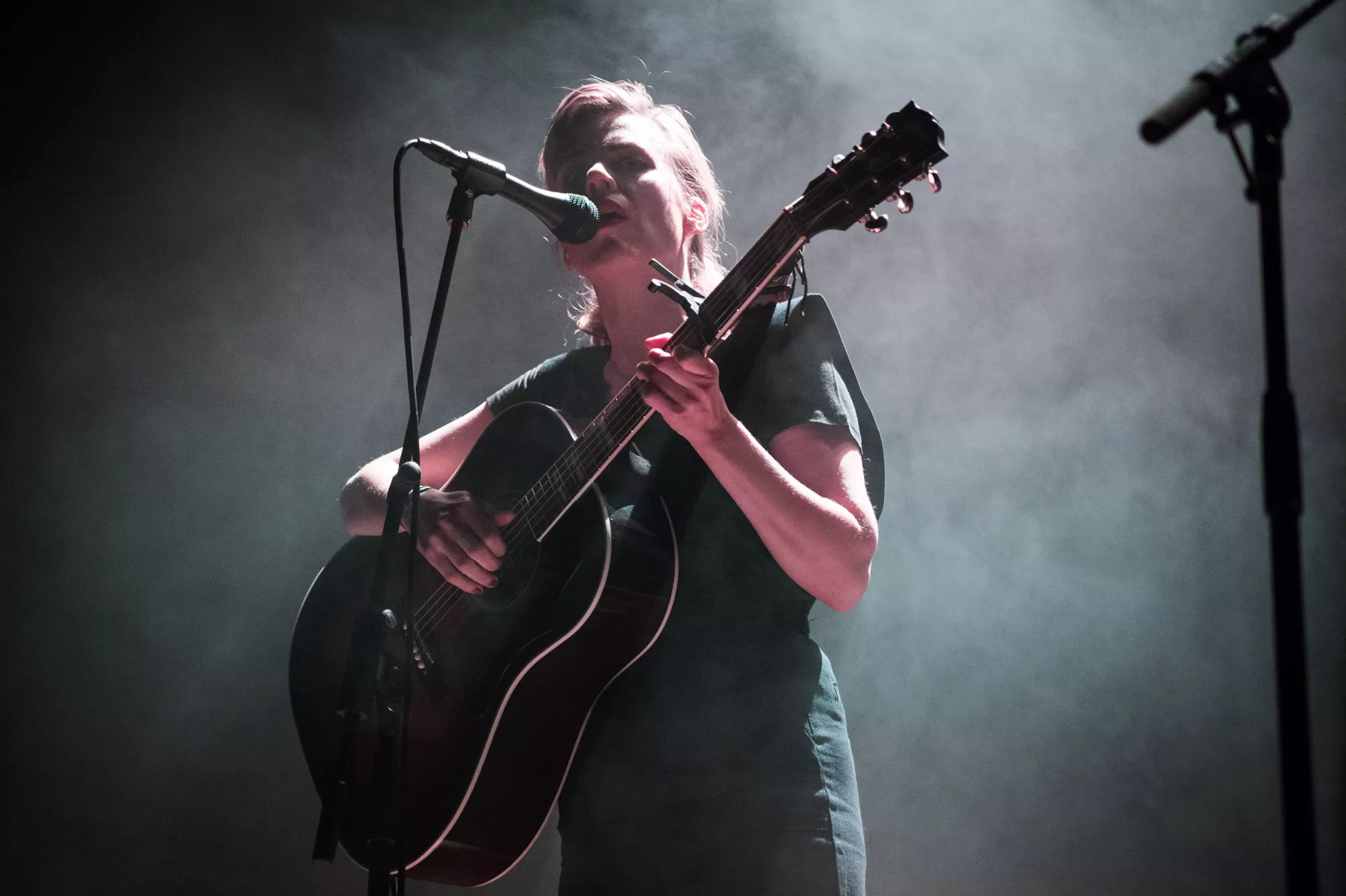 Annika Norlin tar sig långt in i själen