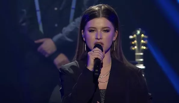 Maria Sur på galan Hela Sverige Skramlar.