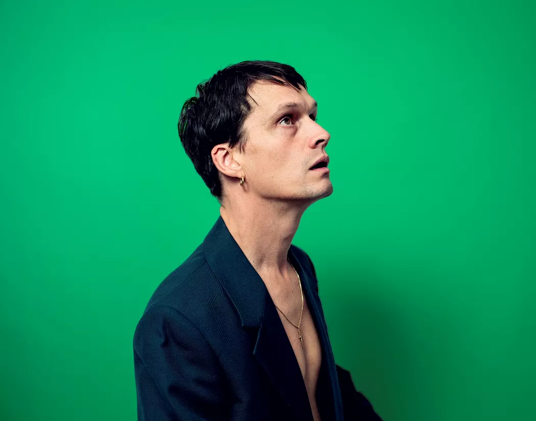 Jonathan Johansson åker ut på turné – med nytt album