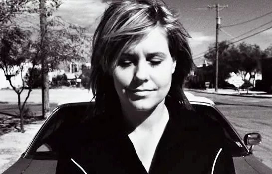 Marie Frank varmer op for Tracy Chapman