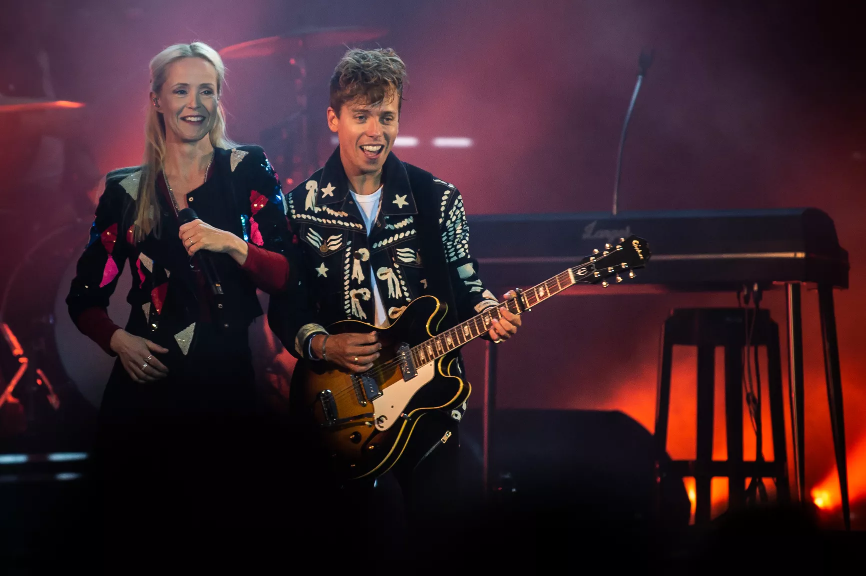 Langer/Dickow på Amfiscenen del 1: karma var på Mads Langers side