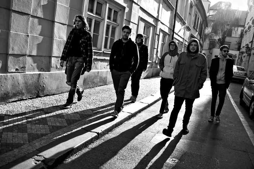 The Shaking Sensations' turnédagbog kapitel 2