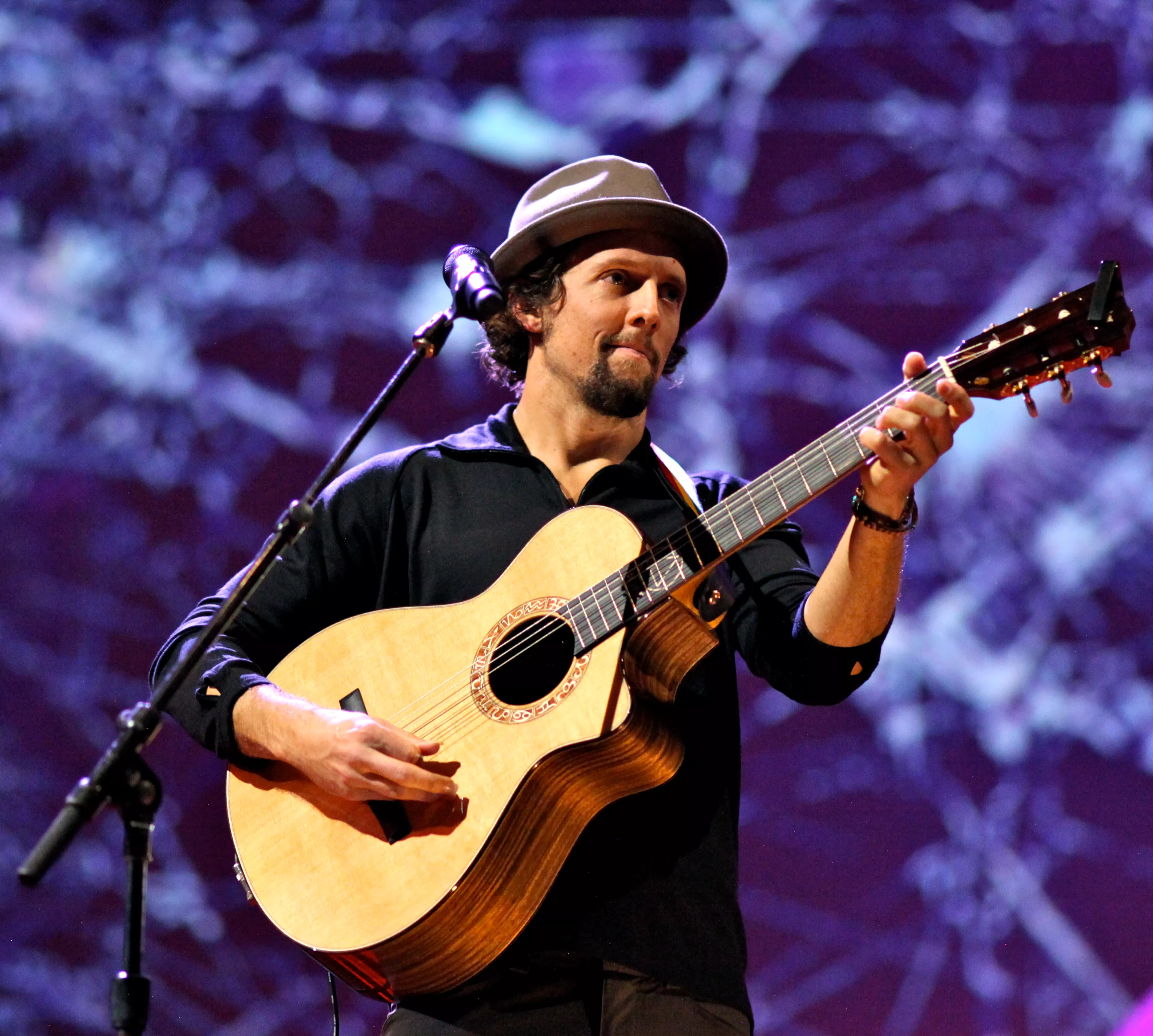 Jason Mraz giver solokoncert i Danmark