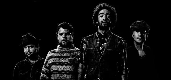 Carlas vender tilbage - med sang om Big Fat Snake