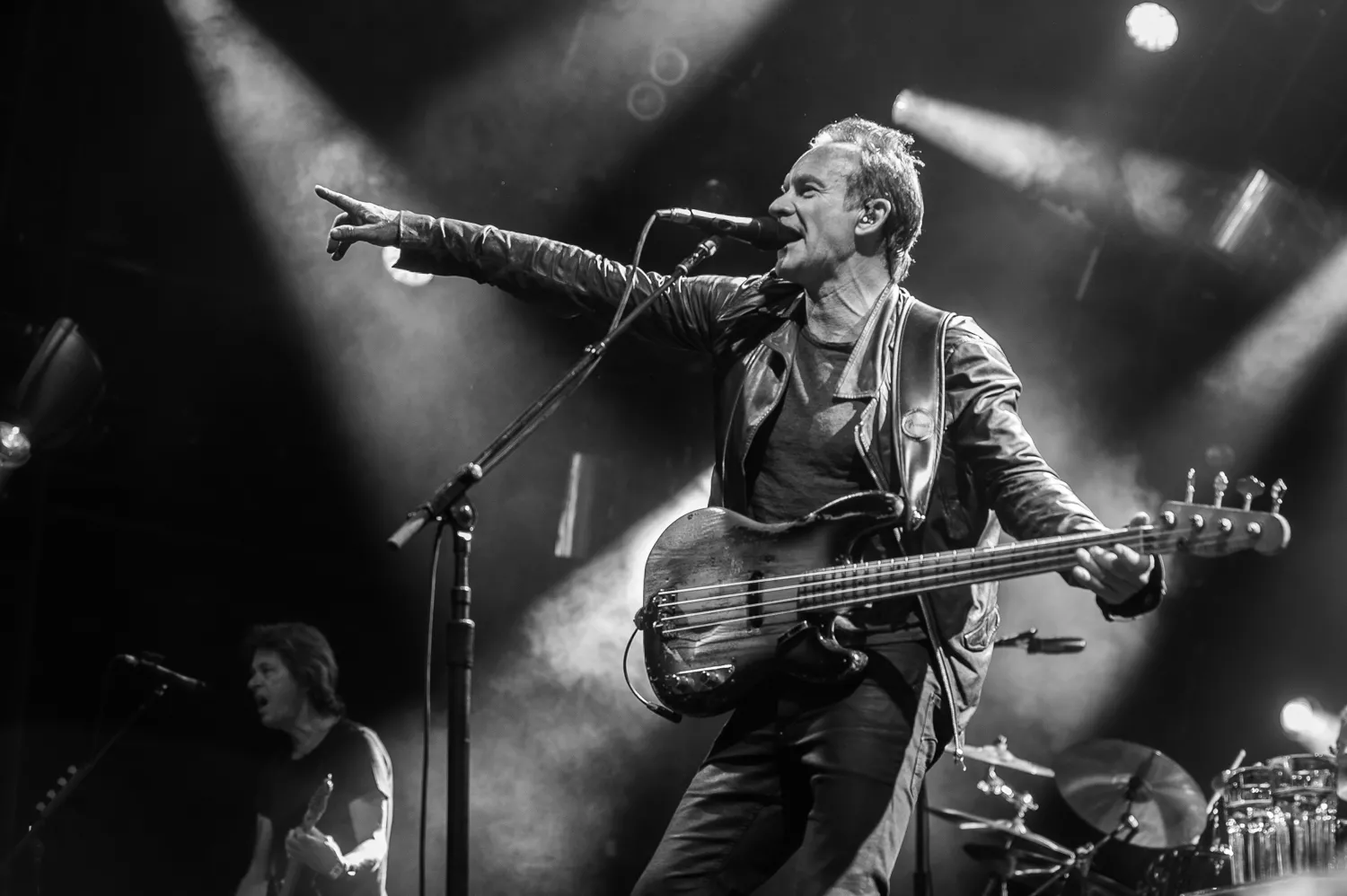 Sting skal genåbne Le Bataclan i Paris efter sidste års terrorangreb