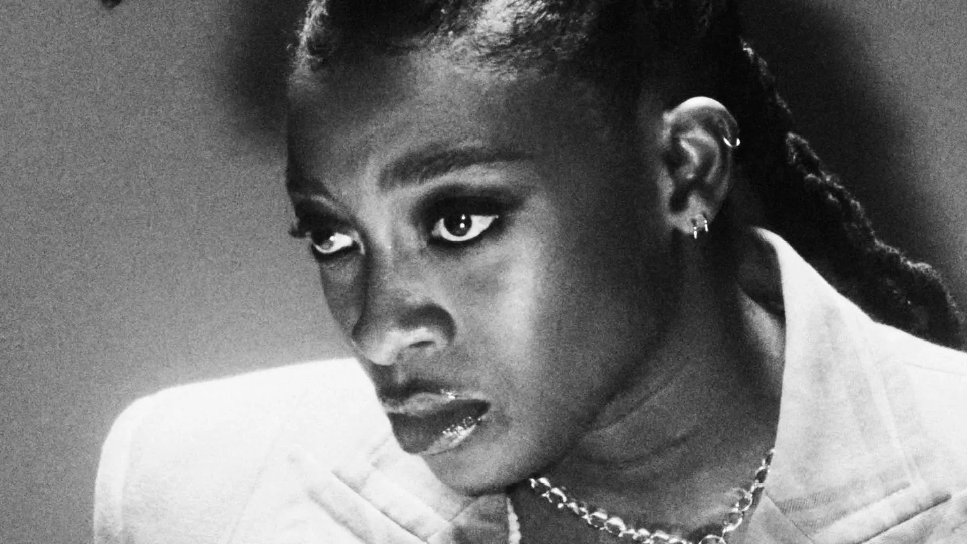 Brittiska rapparen Little Simz är redo att ge ut sitt nionde album.