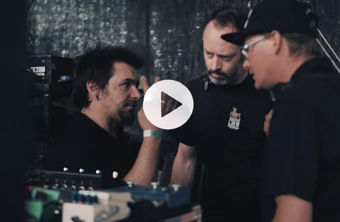 Video: Følg med roadierne på In Flames' sommerturné – del 1