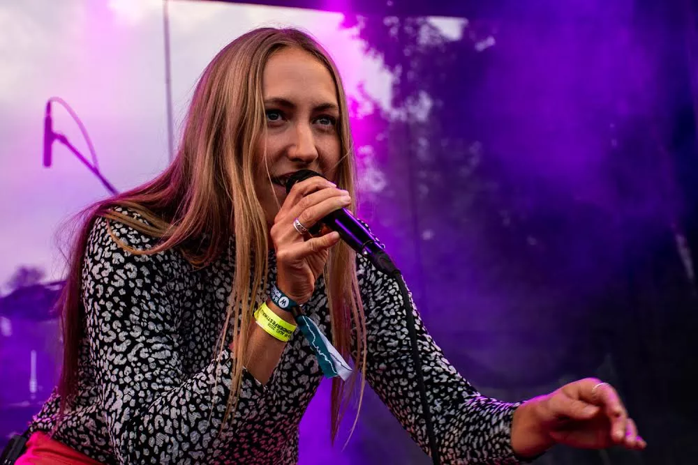 Fortsat lovende elektropop med den ene Glindvad-søster