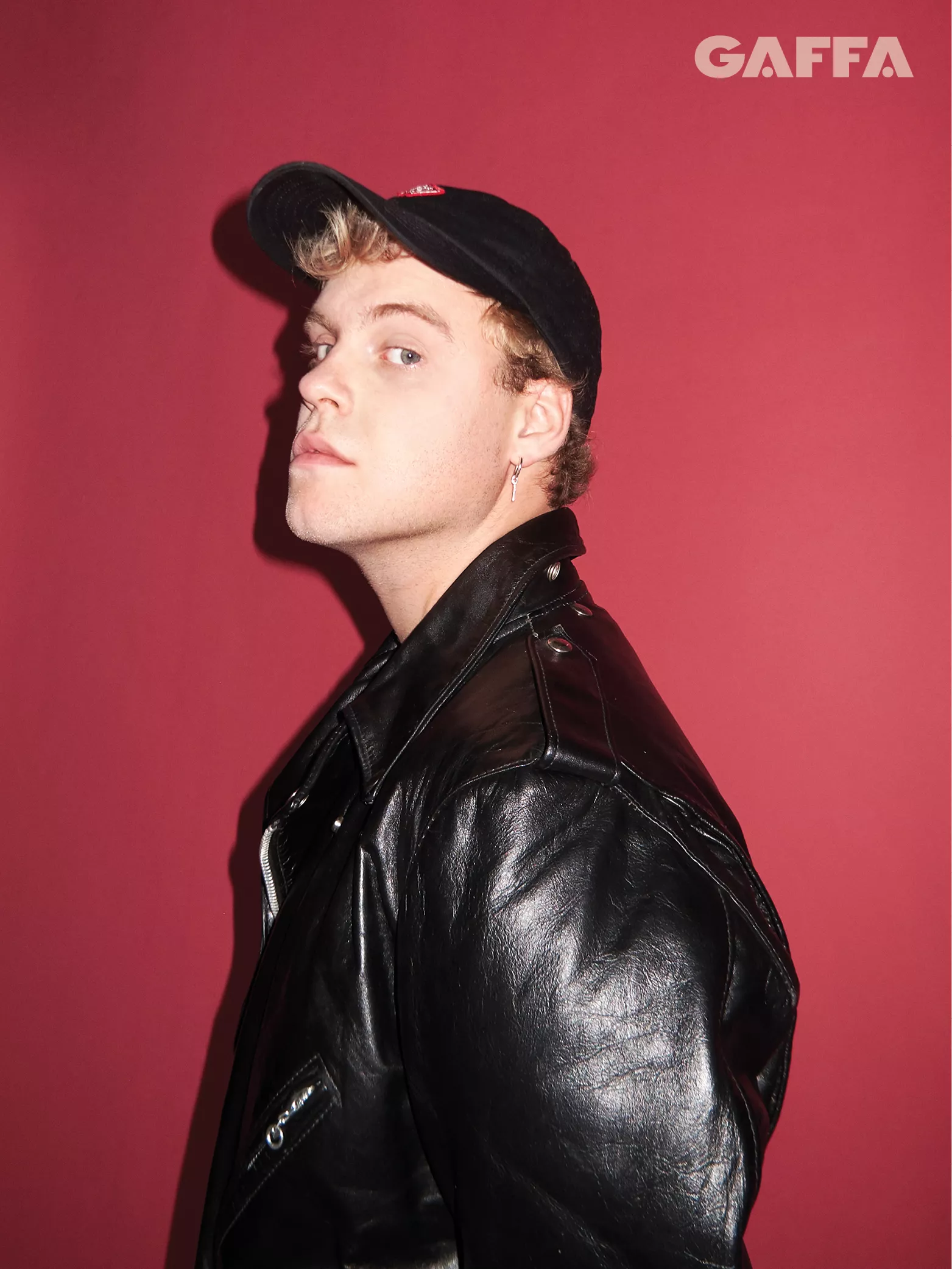 JULEKALENDER-LÅGE 12: Hør årets bedste sang ifølge Hjalmer