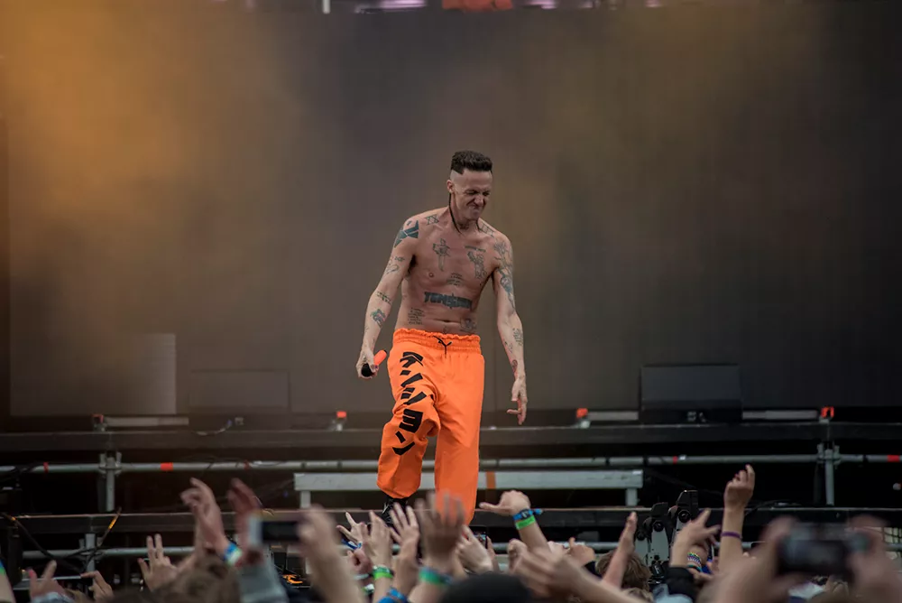 Seriefigurer i en sagolik snedtripp