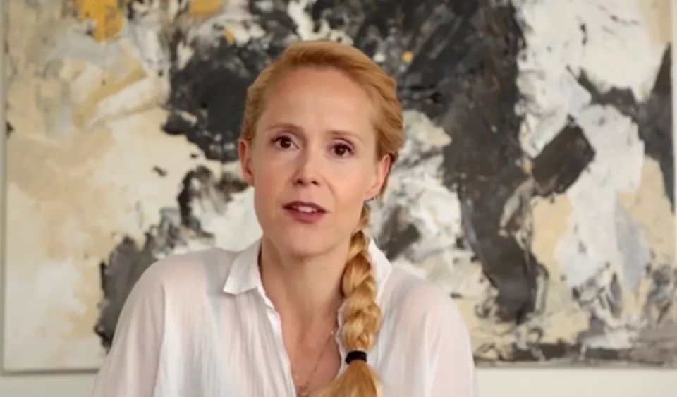 Bliv intim med Tina Dickow