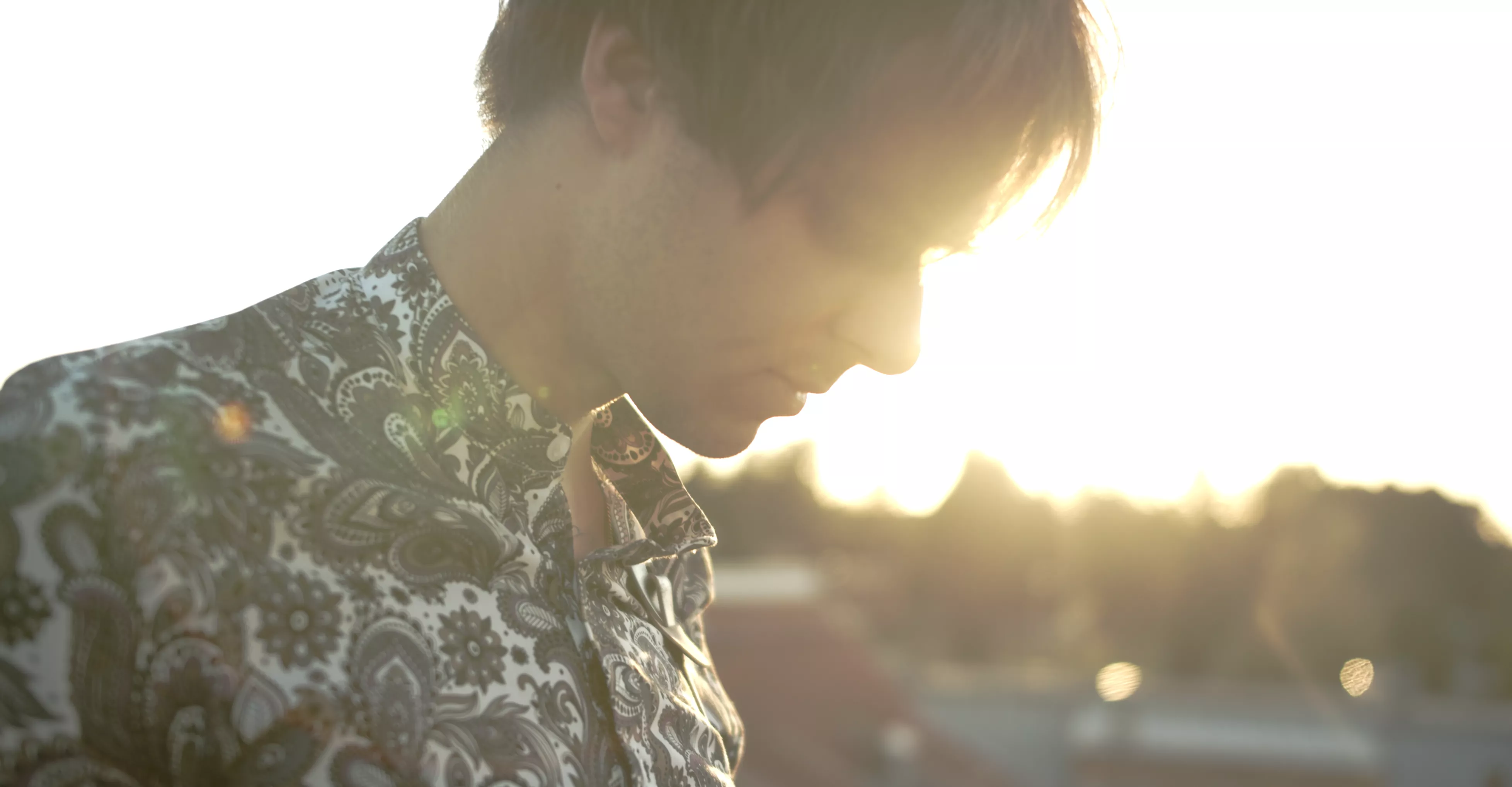 PREMIÄR: VM-medaljören släpper debutvideo – ”Polisen kallades till platsen”