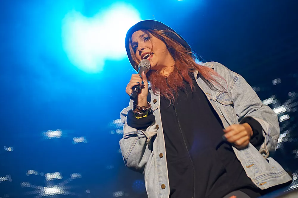 Alina Devecerski på höstturné