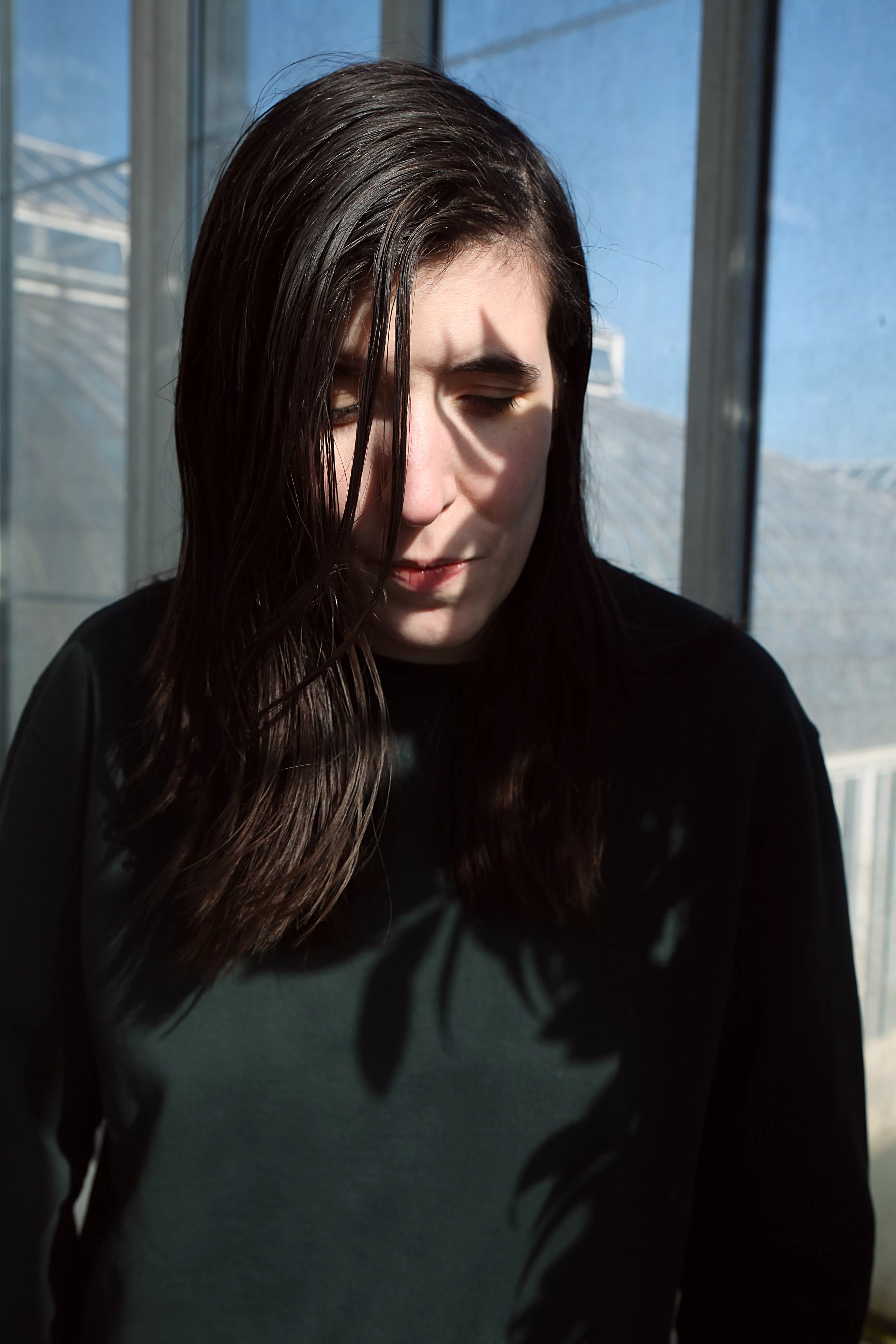 Alice B släpper oväntad box: "Det är ju lite kaxigt"