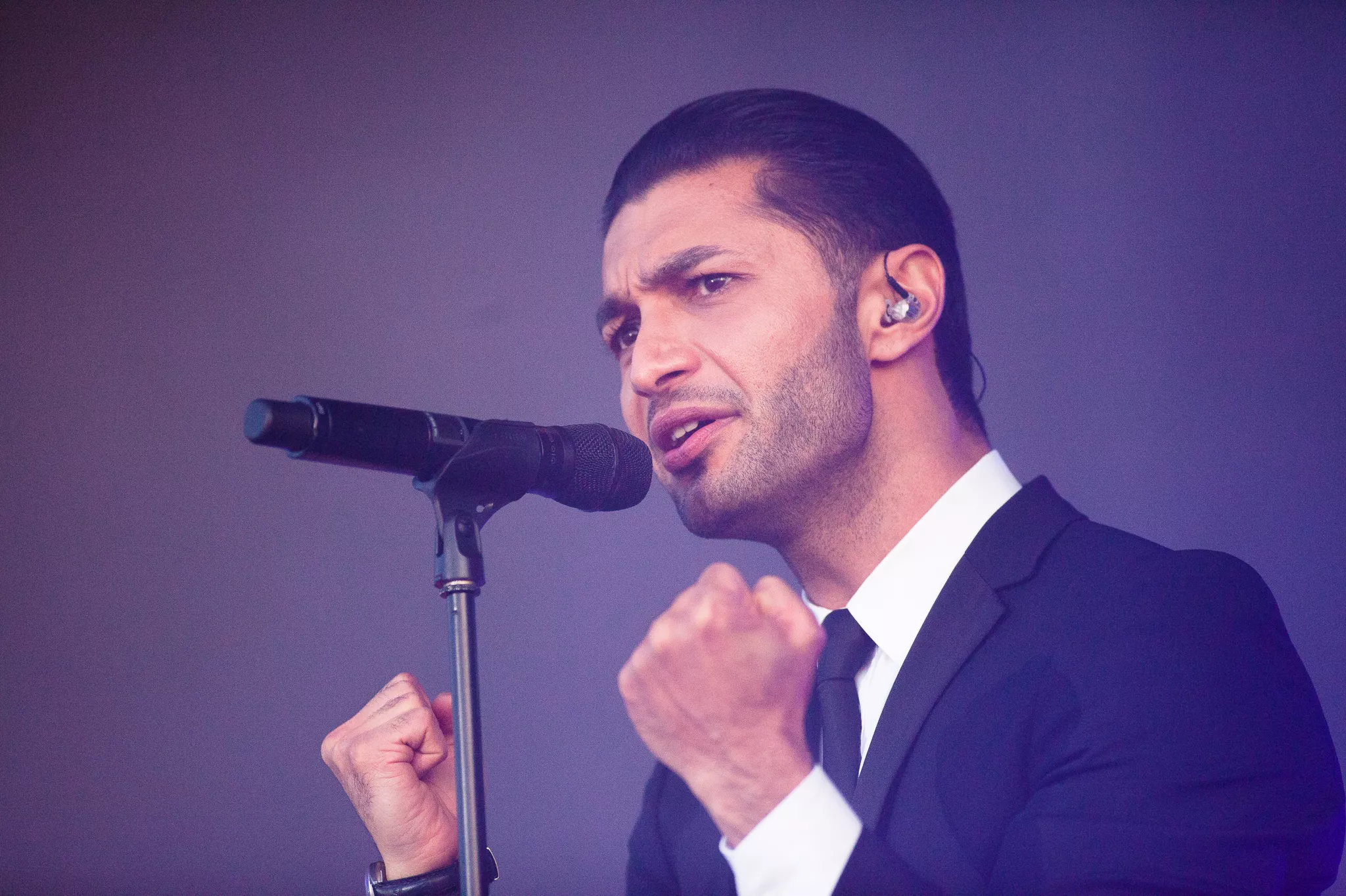 Burhan G tager på Danmarksturné