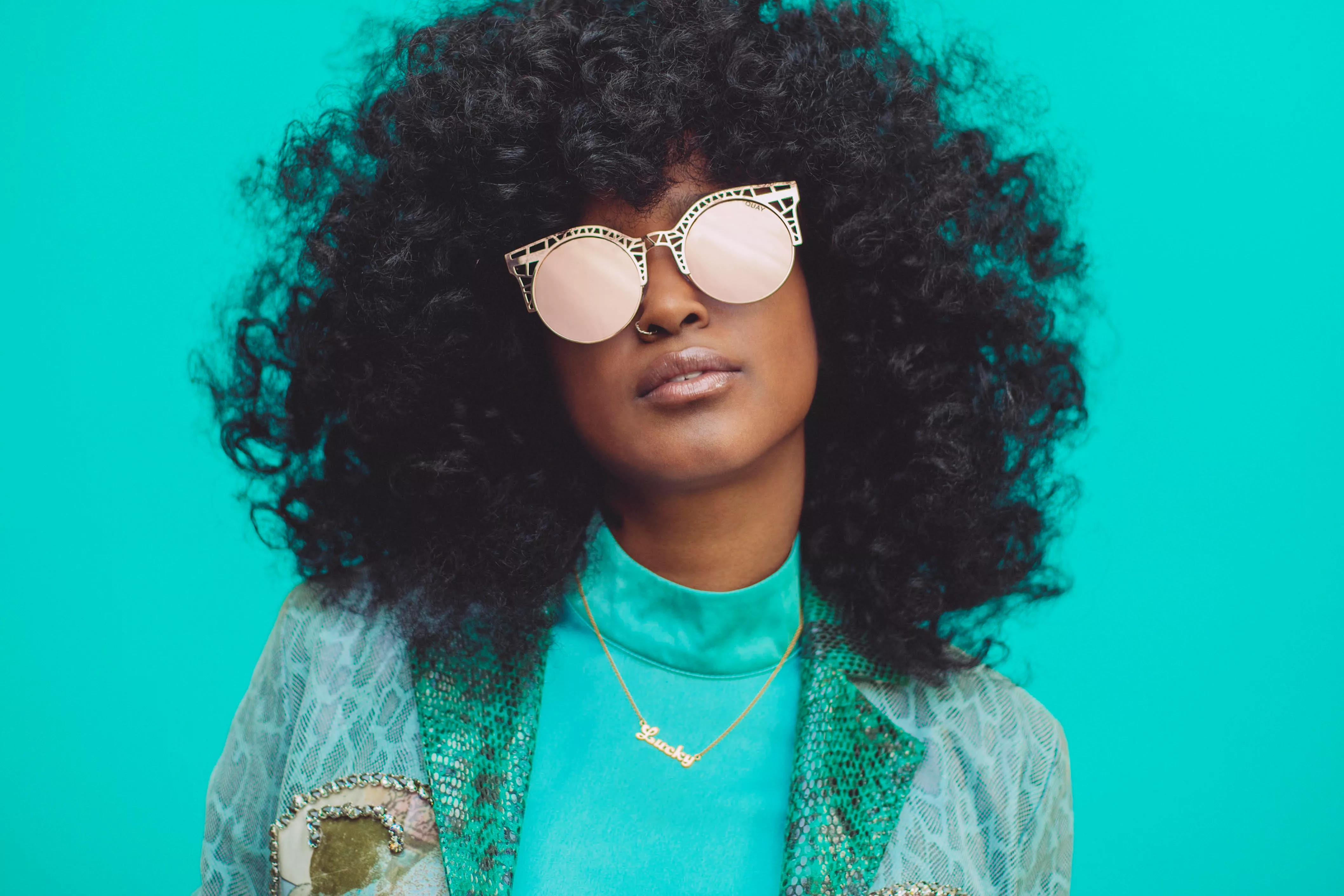 Iris Gold drager på turné