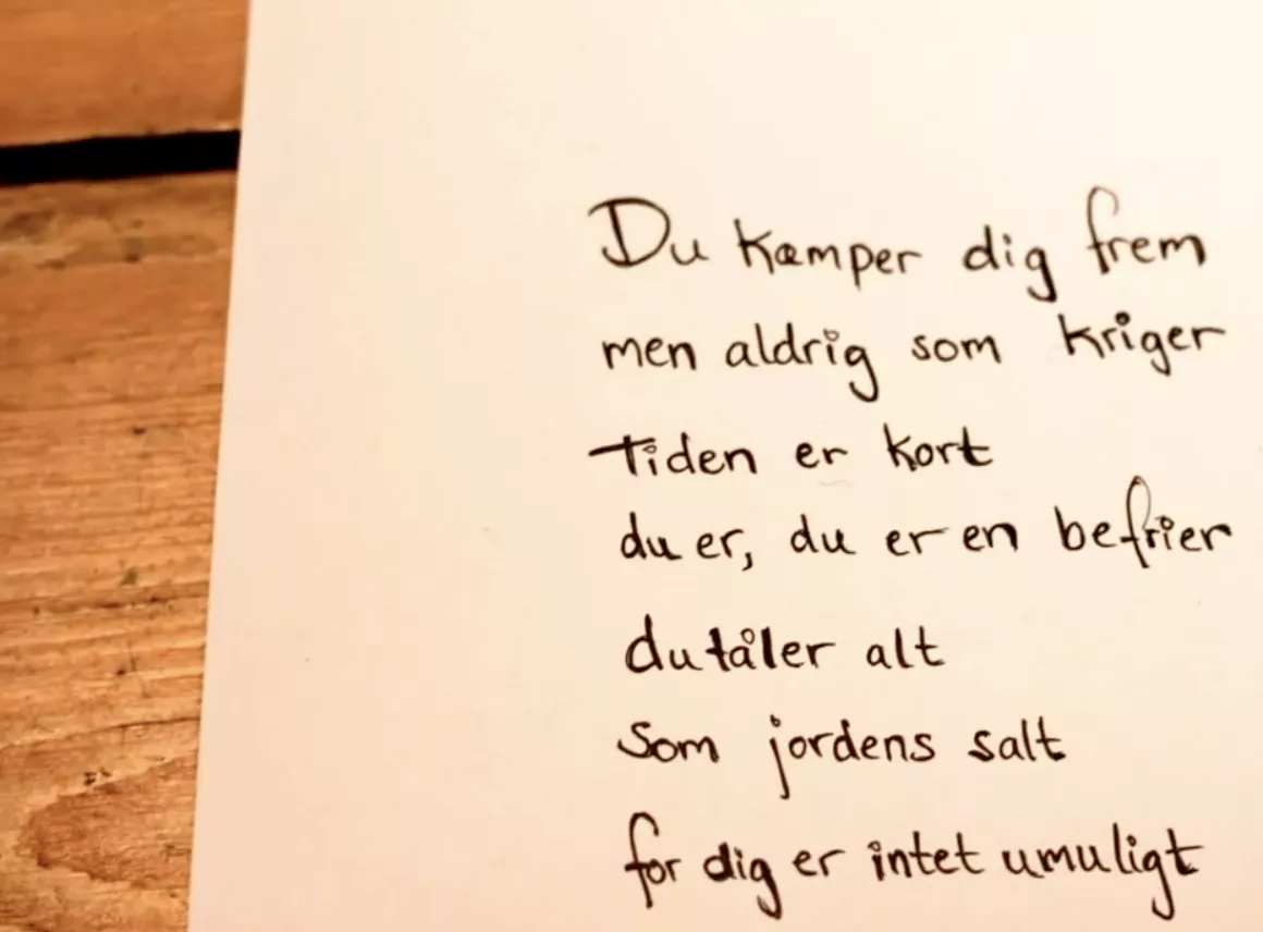 Knivdræbte Jonas får mindesang
