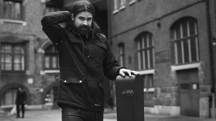 Strömmar som en flod rakt in i hjärtat 