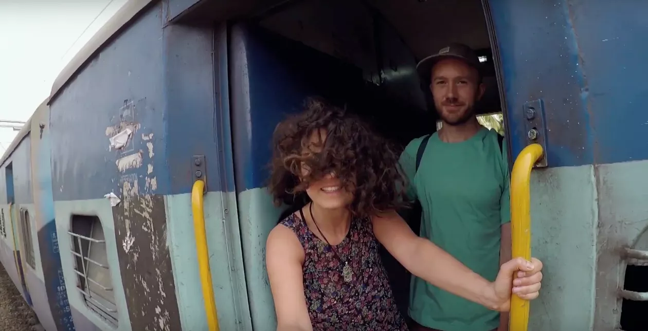 KarriereKanon-vindere Rest in Beats udgiver ny og farverig musikvideo