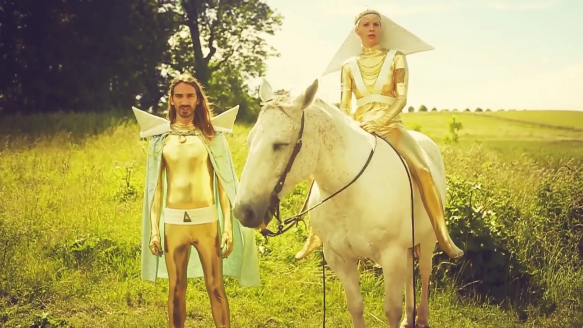 Se grungeikon gästa Malmöbandets nya video