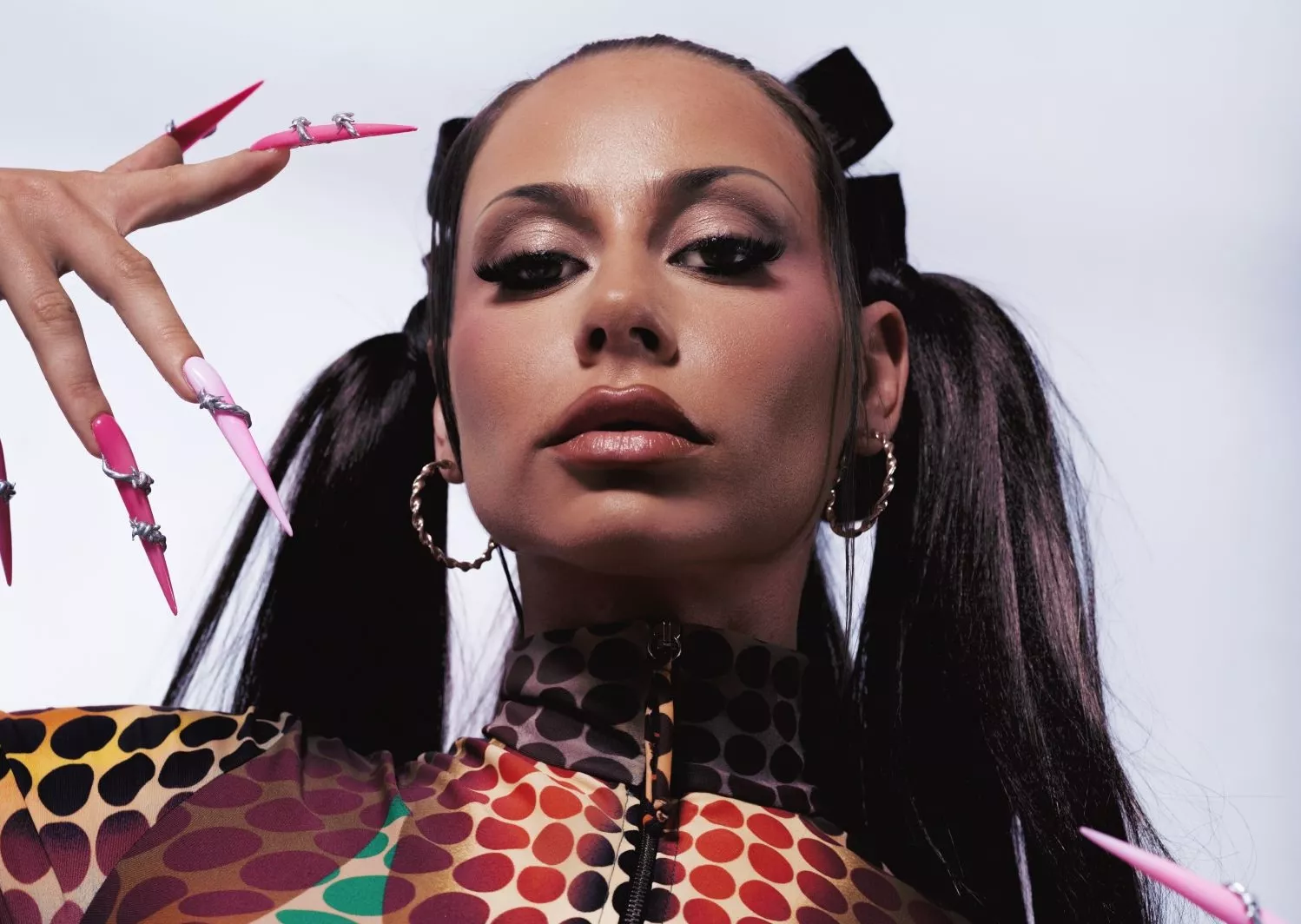 LYT: Ny single ude i "klassisk Tessa-stil"