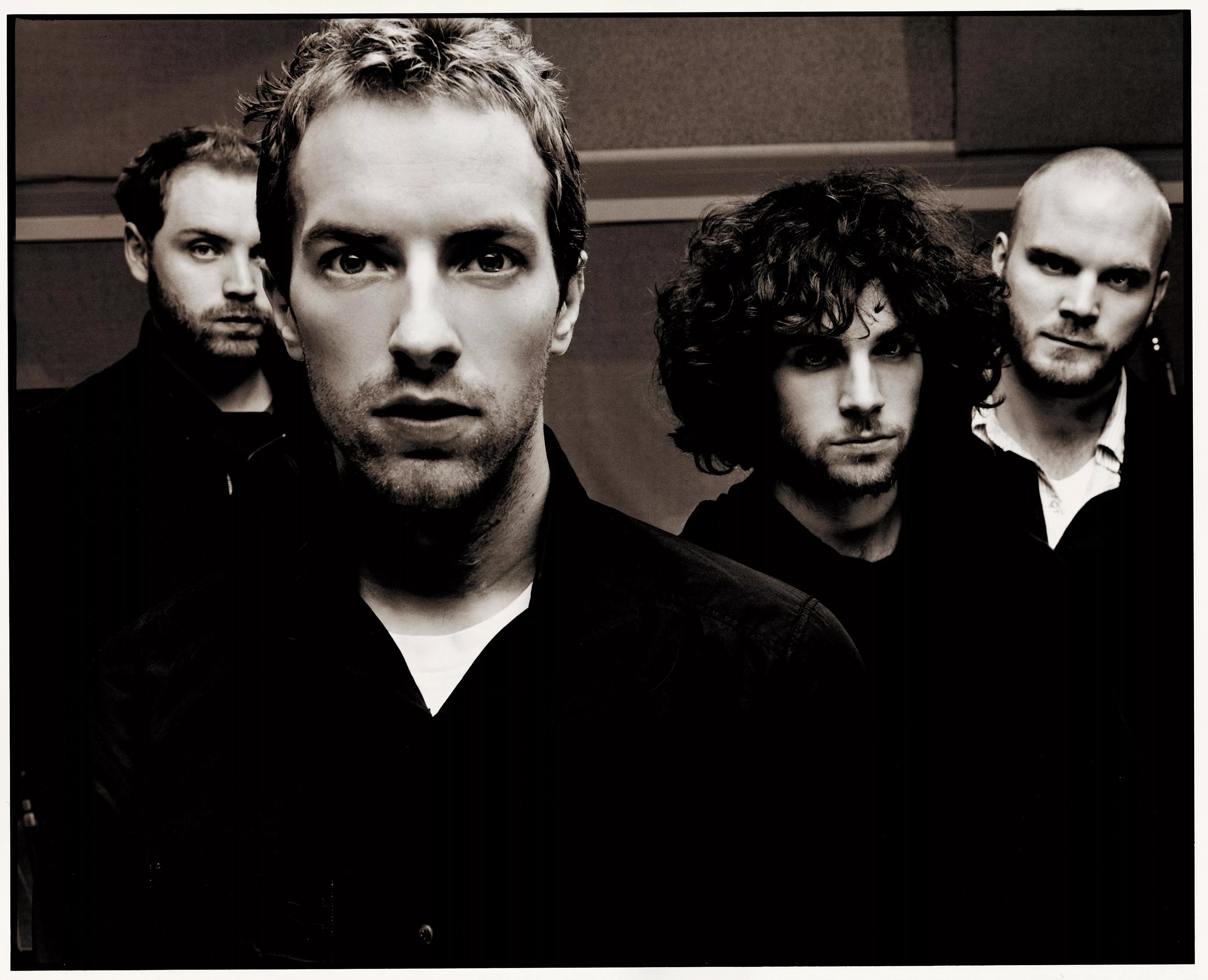 Hör Coldplays nya album två månader innan release 