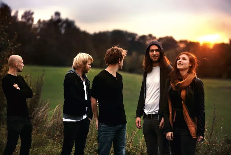 Premiere: While You Slept