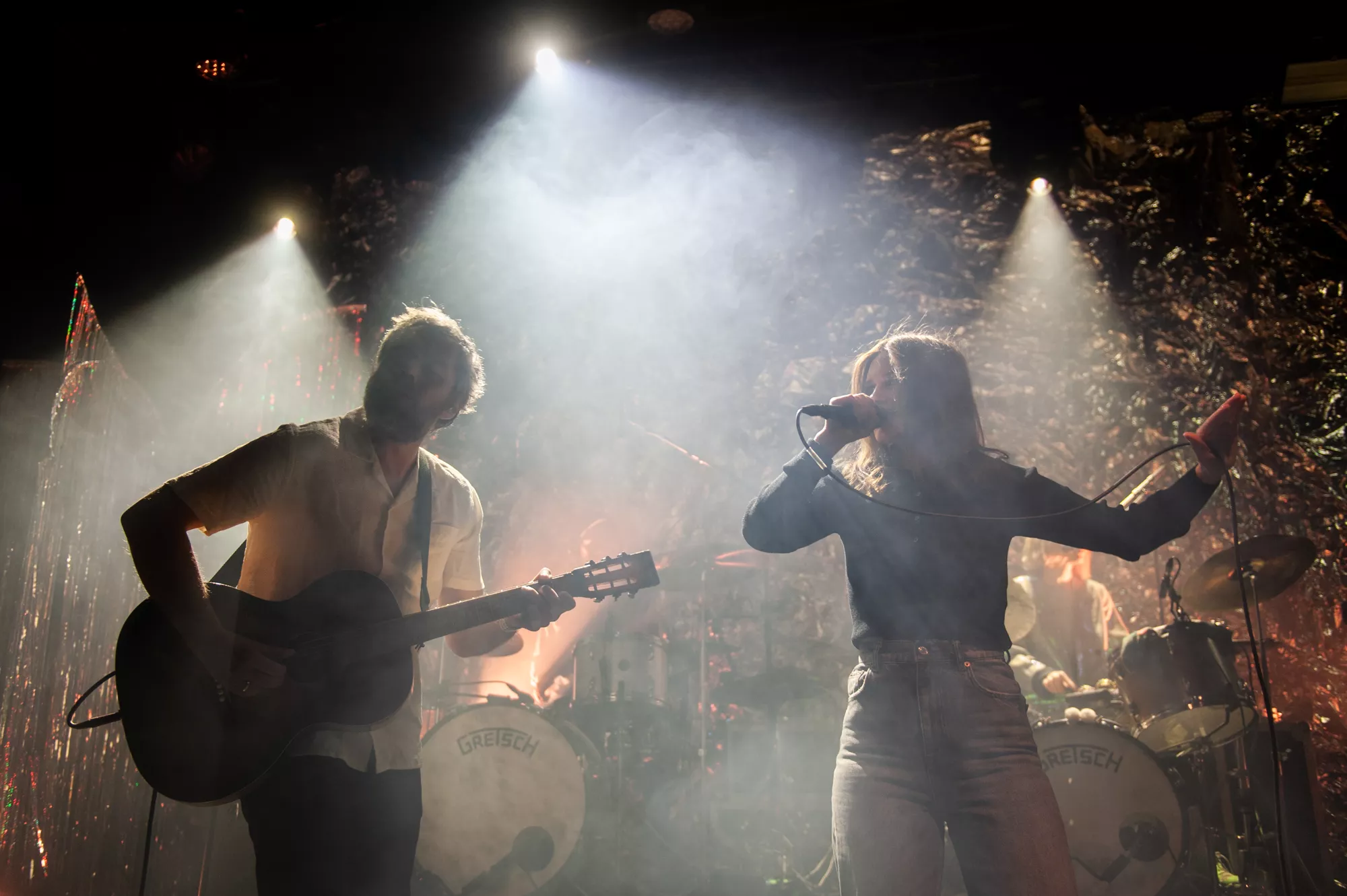 COMEBACKET FORTSÆTTER: Se ny video fra Swan Lee