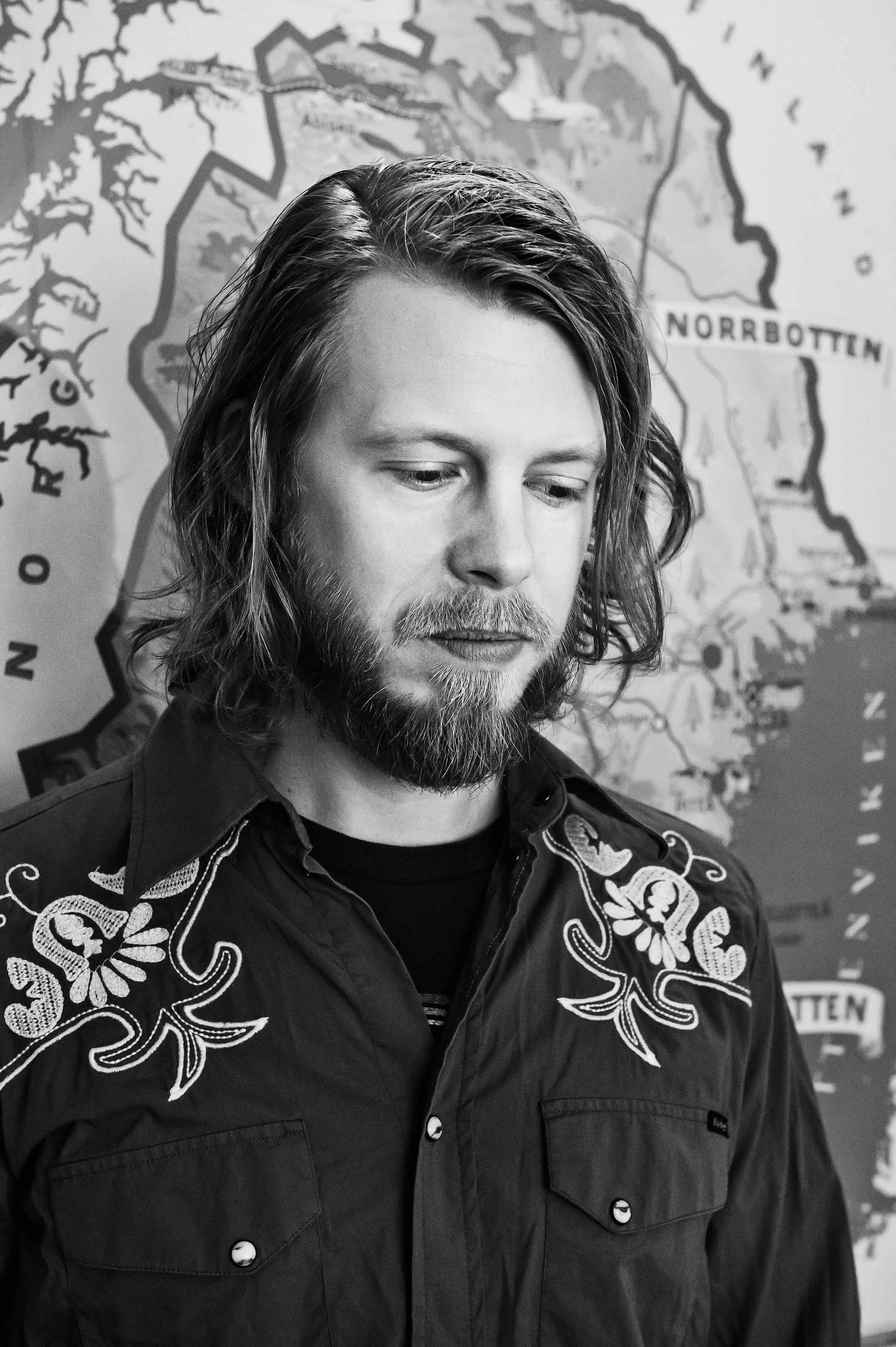 "Jag behövde något annat så att musiken inte är kniven mot strupen"