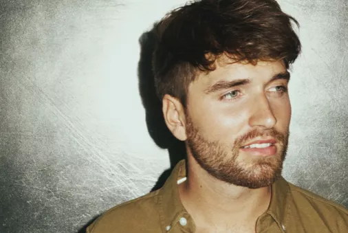 Malte Ebert udgiver første single uden sit Gulddreng-alter ego